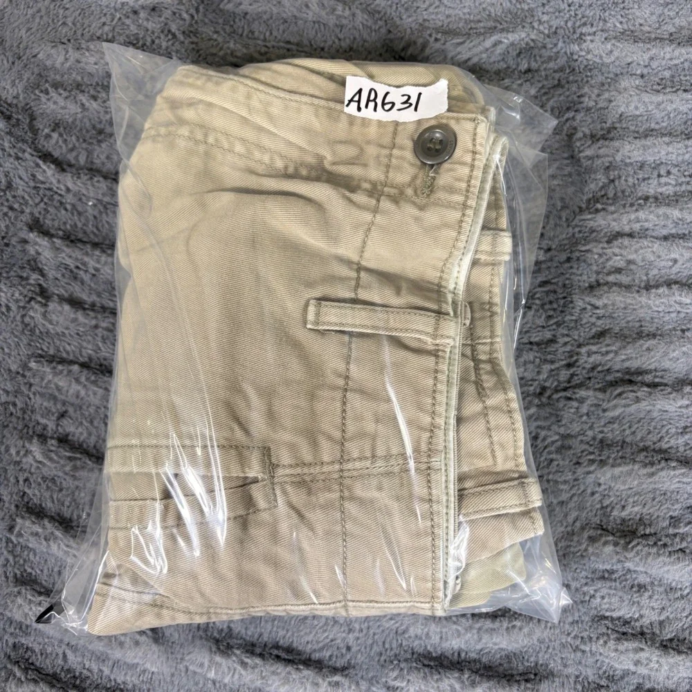 Levis measurements waist
